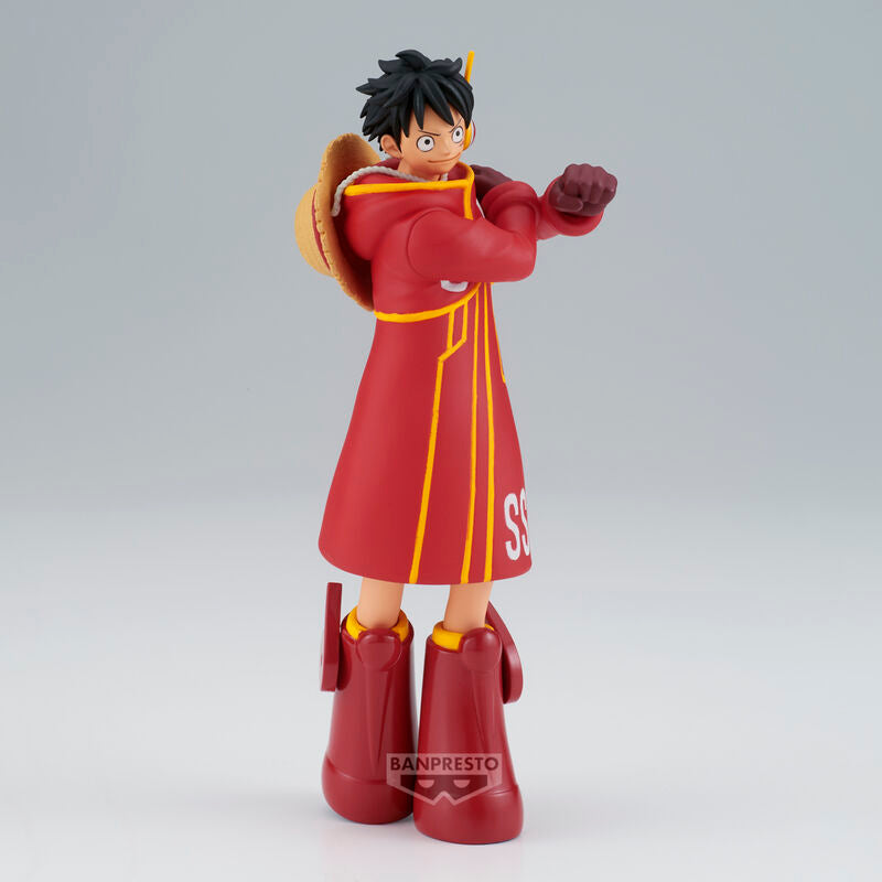 Gros plan sur le visage expressif de Monkey D Luffy dans sa figurine Egghead The Shukko