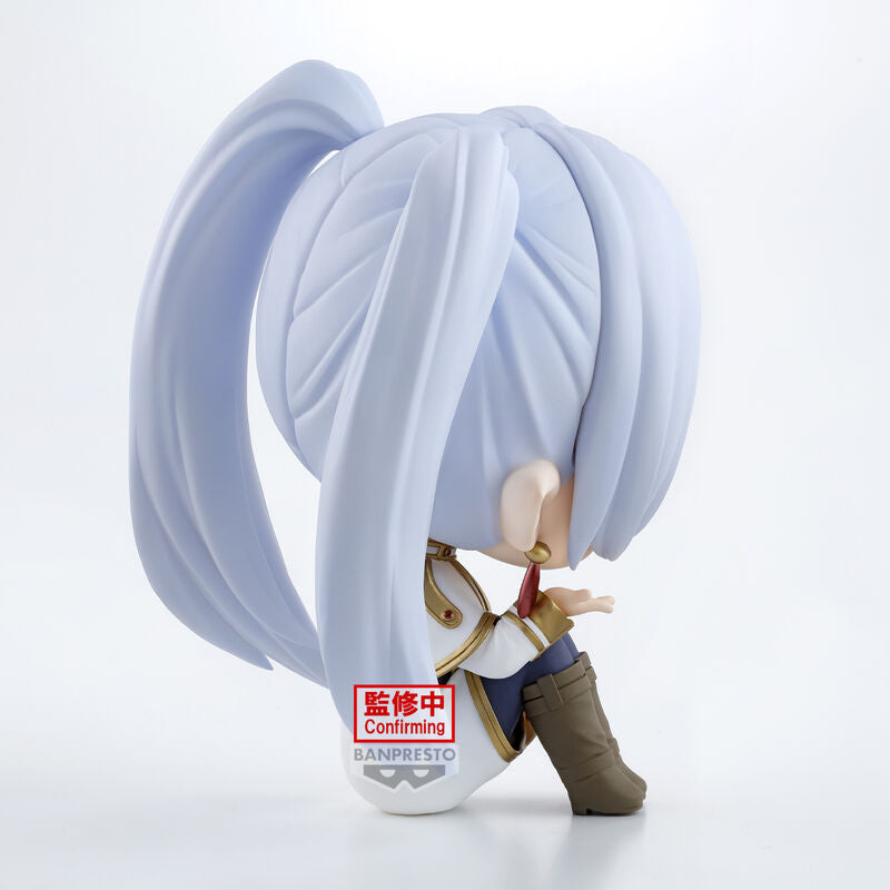 Présentation de la figurine Frieren sur socle, idéale pour collectionneurs et fans de manga