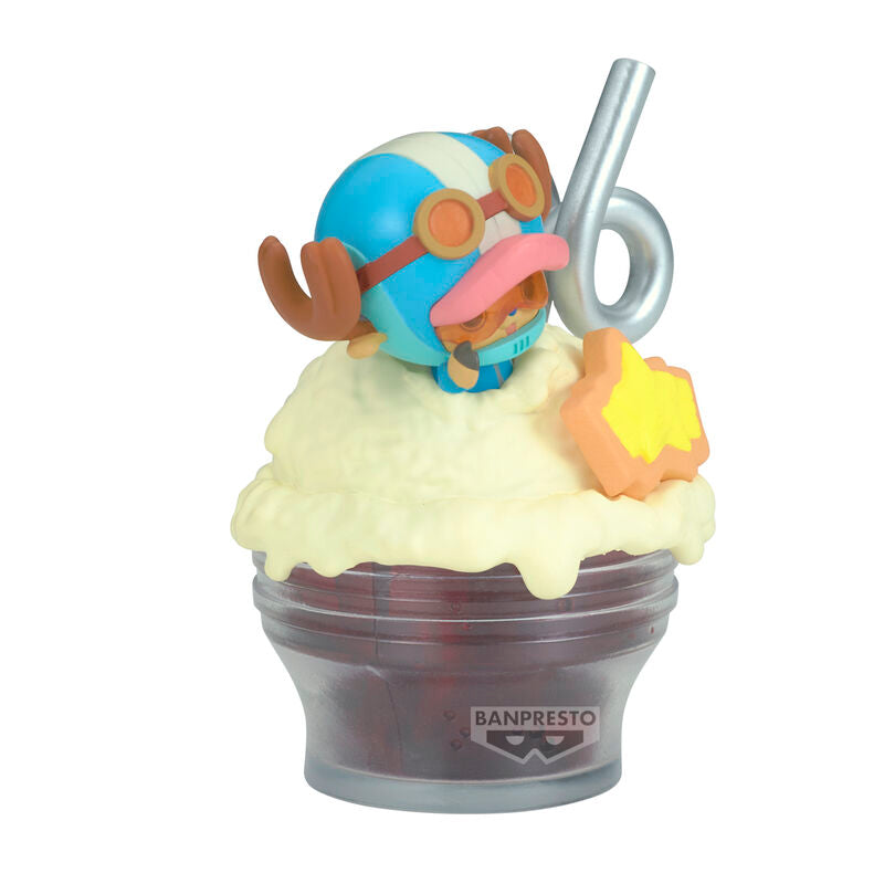 Vue arrière de la figurine One Piece Chopper ver.C mettant en valeur les détails sculptés du manteau