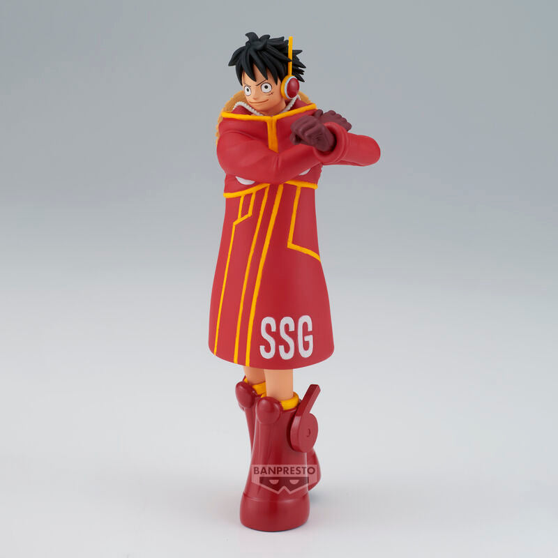 Figurine Monkey D Luffy Egghead The Shukko posée sur un socle, montrant son design fidèle au manga