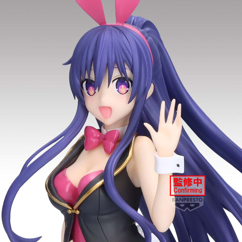 Présentation complète des accessoires et base de la figurine Glitter & Glamorous Tohka Yatogami