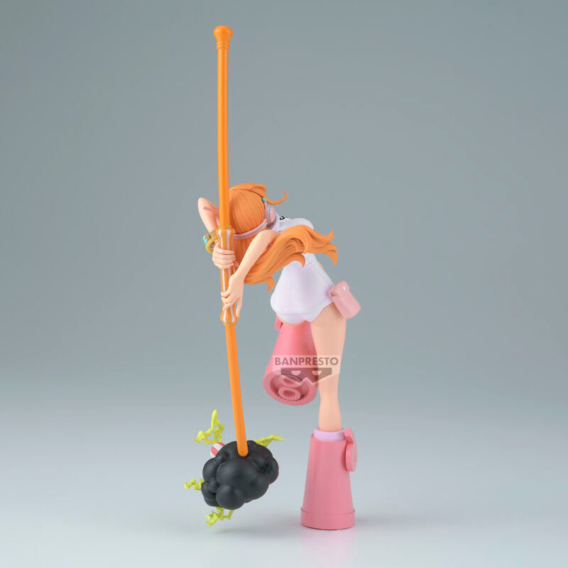Présentation complète de la figurine Nami avec son socle et emballage BANPRESTO
