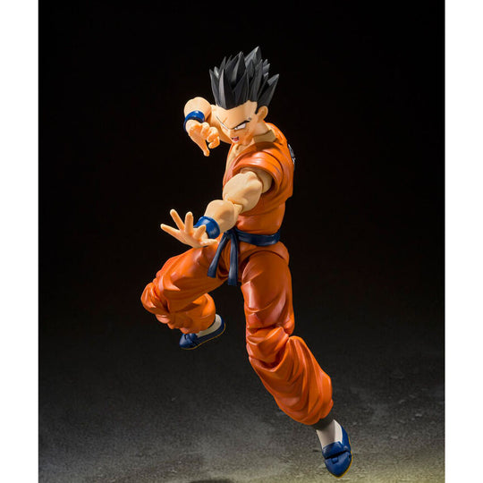 Présentation de la figurine Yamcha aux multiples articulations pour des poses réalistes et dynamiques