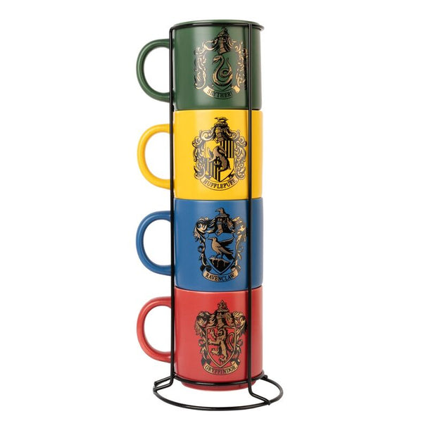 Set de 4 mugs Harry Potter en porcelaine avec motifs détaillés sur fond blanc