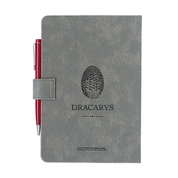 Détail de la couverture en PU du cahier Targaryen avec logo emblématique de la maison