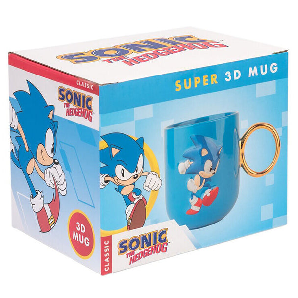 Vue de profil du mug Sonic The Hedgehog 3D montrant la forme ergonomique et le design coloré