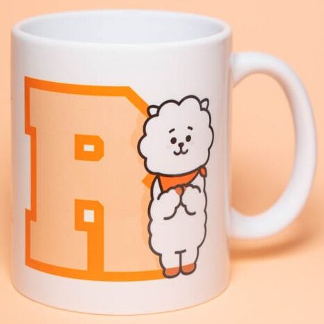 Vue latérale du mug BT21 RJ, mettant en avant sa poignée ergonomique et solide