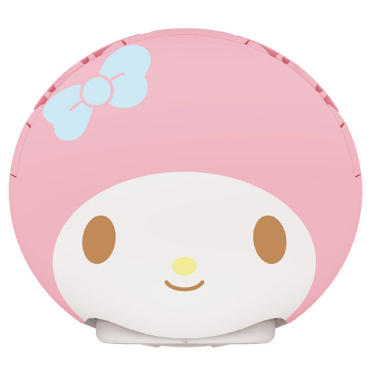 Capsule Sanrio avec figurine Hangyodon, détails de la texture visibles