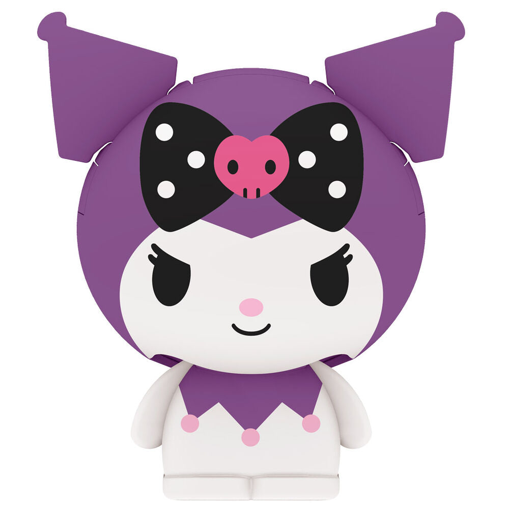 Capsule Sanrio avec personnage Chococat, noir et blanc, détails fins