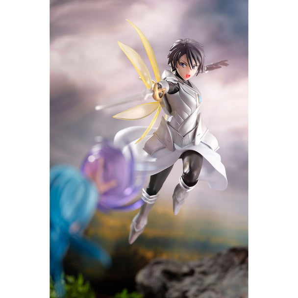 Profil gauche de la figurine Hinata Sakaguchi montrant la posture dynamique et les accessoires