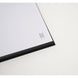 Cahier ERIK A5 posé sur un bureau, illustrant son design élégant et pratique.
