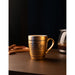 Pack de 5 images du mug Willy Wonka Golden Ticket avec différents angles et détails