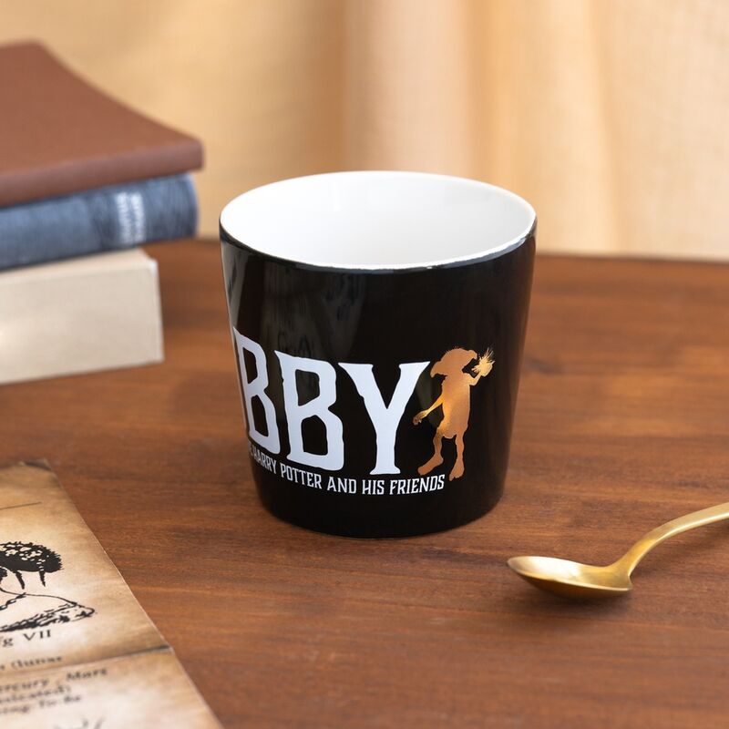 Ensemble de cinq images du mug premium Dobby Harry Potter avec angles variés