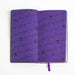 Quatre images du carnet Wednesday CERDÁ illustrant son design et sa fonctionnalité