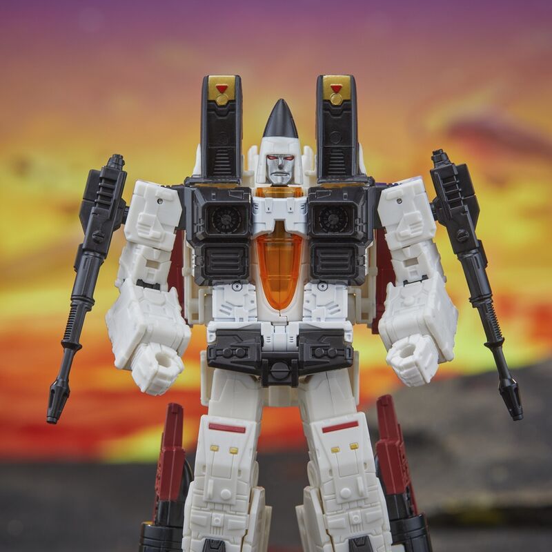 Accessoires de la figurine Ramjet Deluxe : deux armes amovibles compatibles avec robot et jet