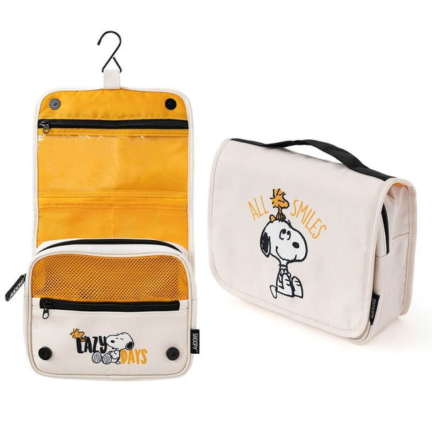 Trousse de toilette Snoopy ERIK dépliée montrant ses multiples compartiments spacieux et organisés