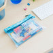 Pack de quatre surligneurs multicolores inclus dans le kit papeterie Stitch ERIK