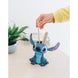 Vue latérale du porte-crayons Disney Stitch ERIK montrant la robustesse du matériau en résine