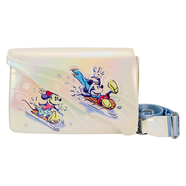 Sac Loungefly Disney Mickey and Friends Winter Wonderland vue de face avec rabat fermé en cuir vegan brillant