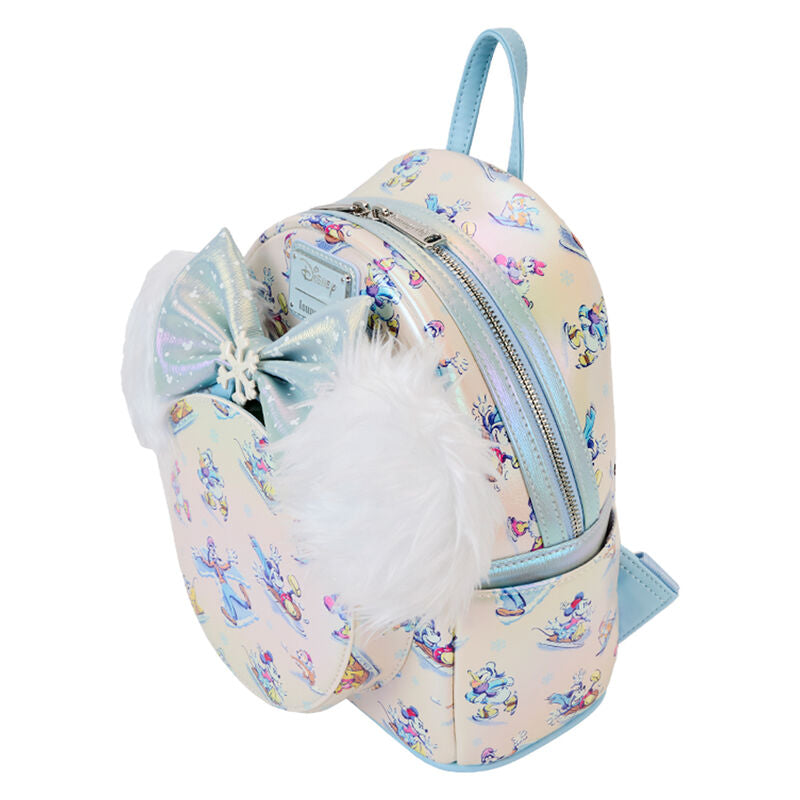 Détail des bretelles réglables en cuir vegan du sac à dos Mickey & Friends Winter Wonderland
