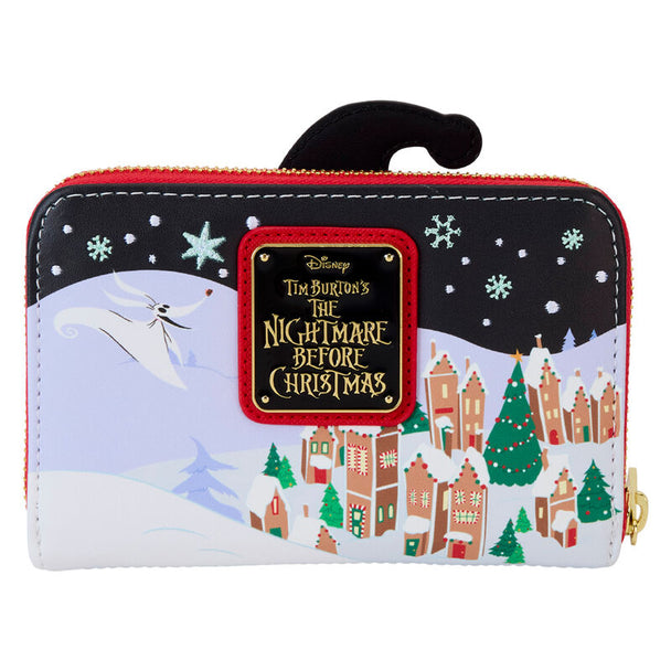 Vue rapprochée du motif détaillé du portefeuille Loungefly inspiré de L'Étrange Noël de monsieur Jack