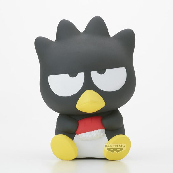Figurine Sanrio Badtz-Maru 11cm vue de face avec détails précis et couleurs vives