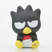 Figurine Sanrio Badtz-Maru 11cm vue de face avec détails précis et couleurs vives
