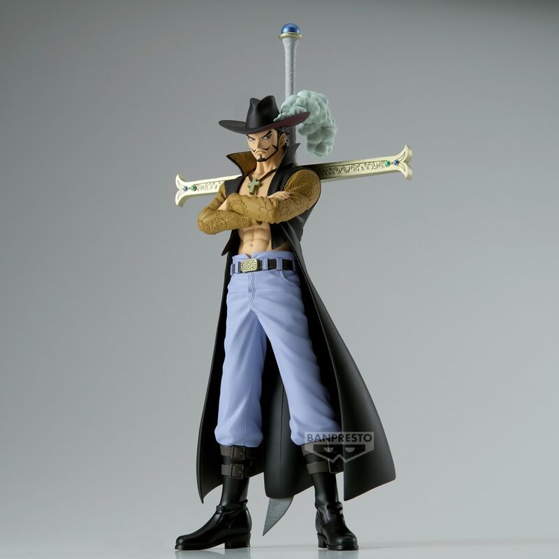 Figurine Dracule 17cm de face avec détails précis et couleurs vives