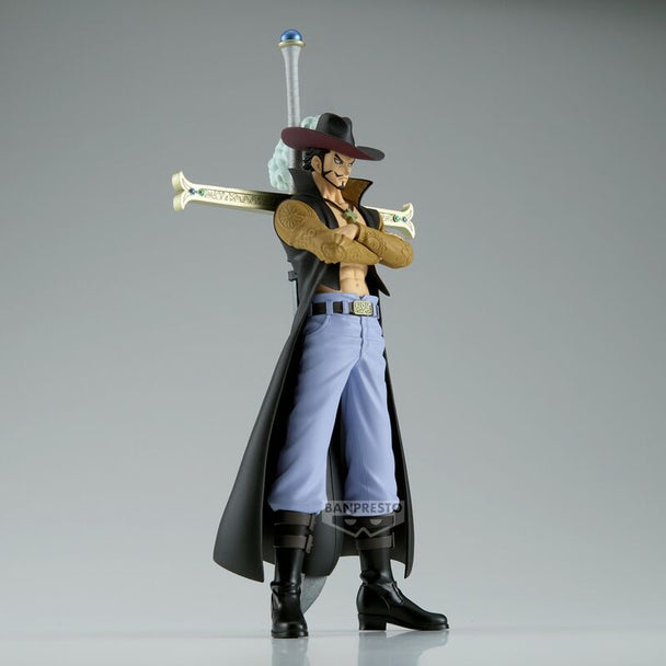 Vue latérale de la figurine Dracule montrant la posture dynamique
