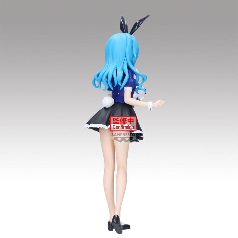 Vue rapprochée du visage détaillé et expressif de la figurine Yoshino Date a Live