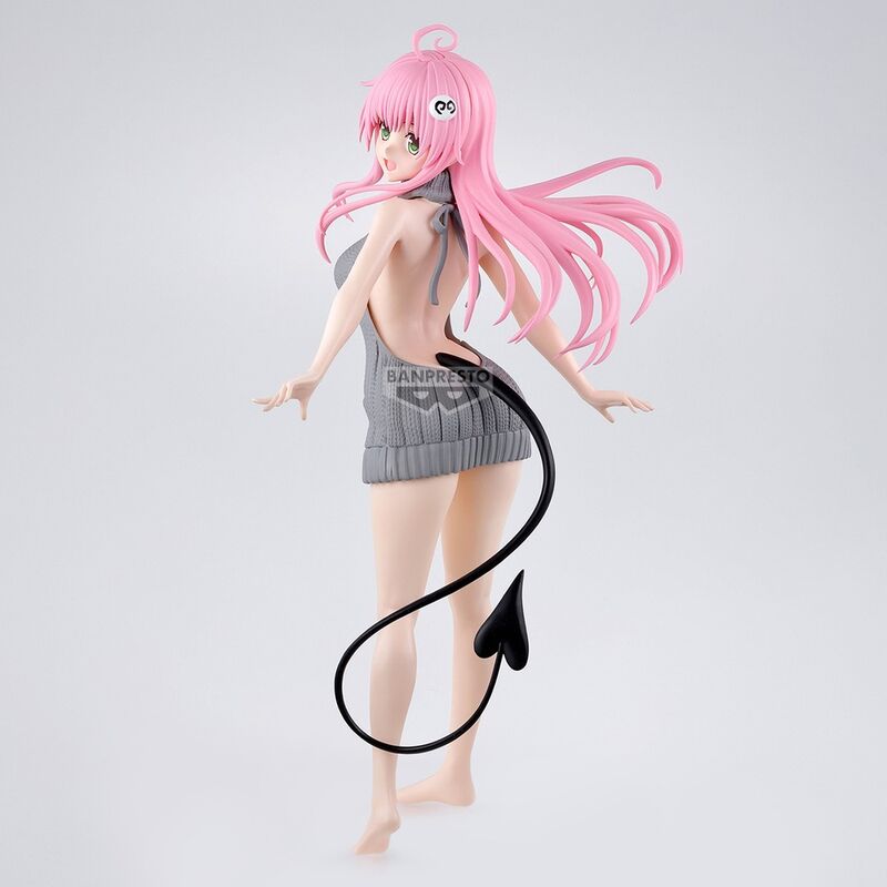 Gros plan sur le visage expressif et les couleurs vives de la figurine Lala Satalin 23cm BANPRESTO