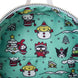 Détails des finitions en métal argenté, broderies et paillettes sur le sac à dos Loungefly Hello Kitty Noël