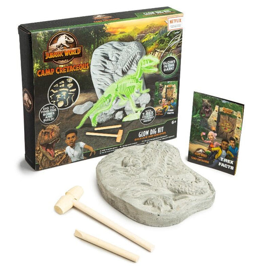 Vue rapprochée du kit Jurassic World Camp Cretaceous montrant les fossiles de dinosaures à extraire avec précision.