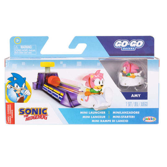 Voiture Sonic Go Go Racer jaune en pleine course sur une surface lisse