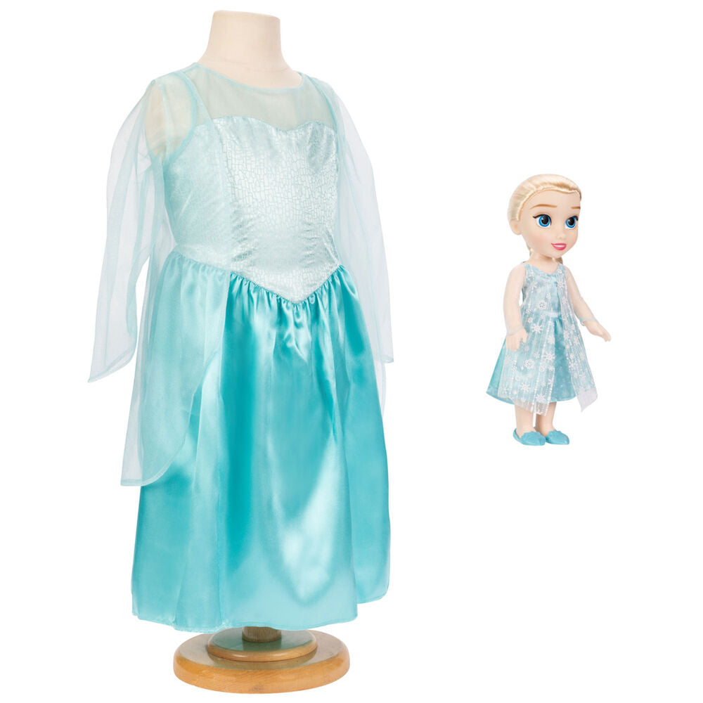 Poupée Elsa Disney Frozen 2 posée debout, mettant en valeur la qualité de fabrication JAKKS PACIFIC