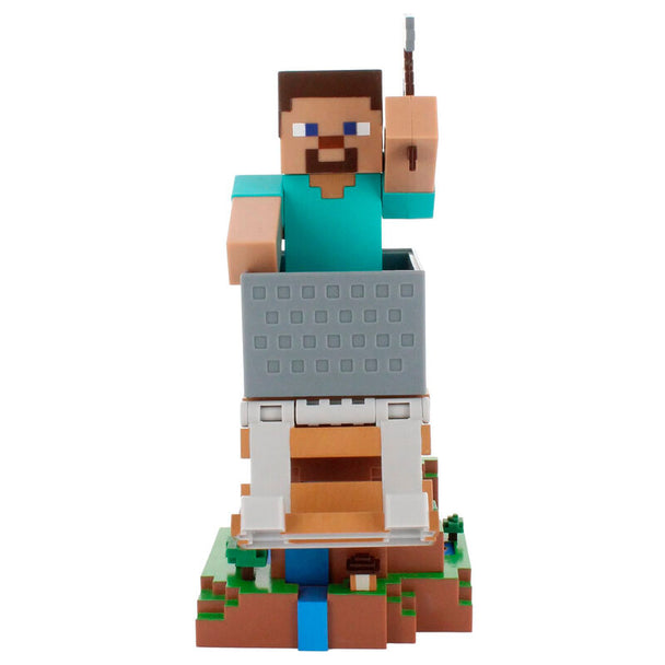 Vue de face du support Cable Guy Minecraft Steve de 20 cm tenant une manette de jeu.