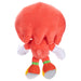 Image montrant la texture douce et les finitions soignées de la peluche Sonic