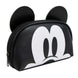 Détail du vanity case CERDÁ montrant la texture et les couleurs vives du motif Mickey