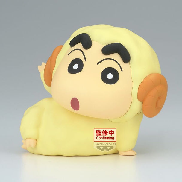 Profil latéral de la figurine Crayon Shinchan Goat ver.A montrant les détails du cosplay