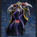 Profil gauche de la figurine Ainz Ooal Gown montrant les détails de la cape et armure
