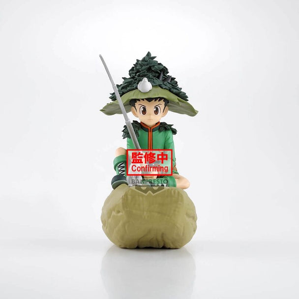 Profil gauche de la figurine Gon Hunter x Hunter montrant ses vêtements et posture dynamique