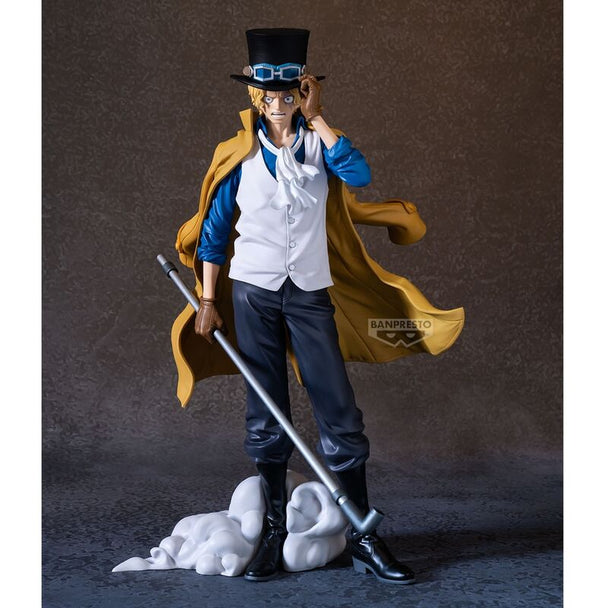 Figurine Sabo One Piece de 30cm avec détails précis et finition BANPRESTO, vue de face