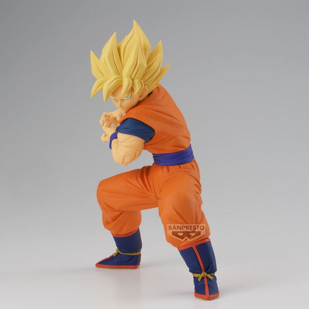 Vue de face détaillée de la figurine Son Goku Grandista Dragon Ball Z