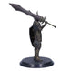 Vue arrière de la figurine Black Knight avec cape et détails sculptés