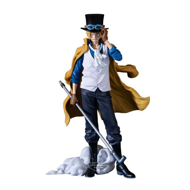 Vue latérale de la figurine Sabo One Piece 30cm montrant les couleurs et accessoires authentiques
