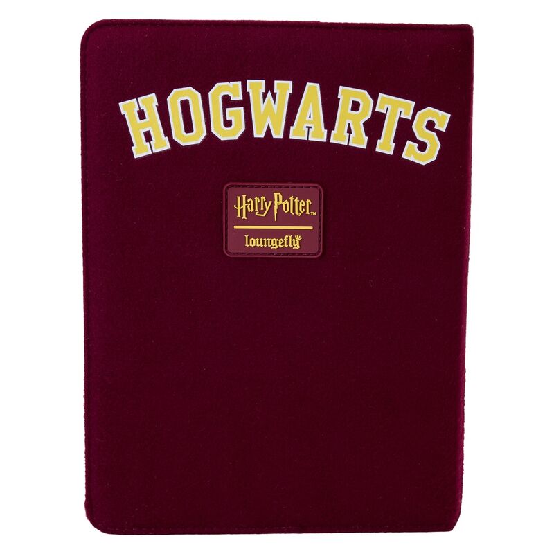 Vue détaillée du carnet Gryffindor Loungefly montrant les patchs en chenille et boutons métalliques