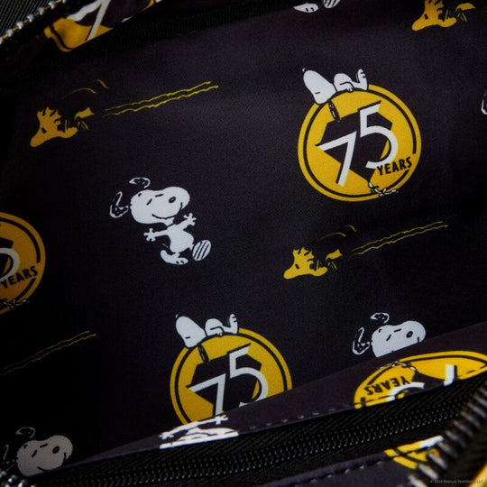 Intérieur du sac bandoulière Loungefly Snoopy avec doublure coordonnée et compartiment zippé