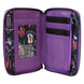 Image du portefeuille Loungefly Disney Villains posé, mettant en valeur la doublure intérieure assortie et la fermeture zippée