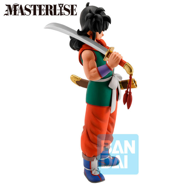 Vue de face de la figurine Yamcha Training Section Ichibansho avec détails précis