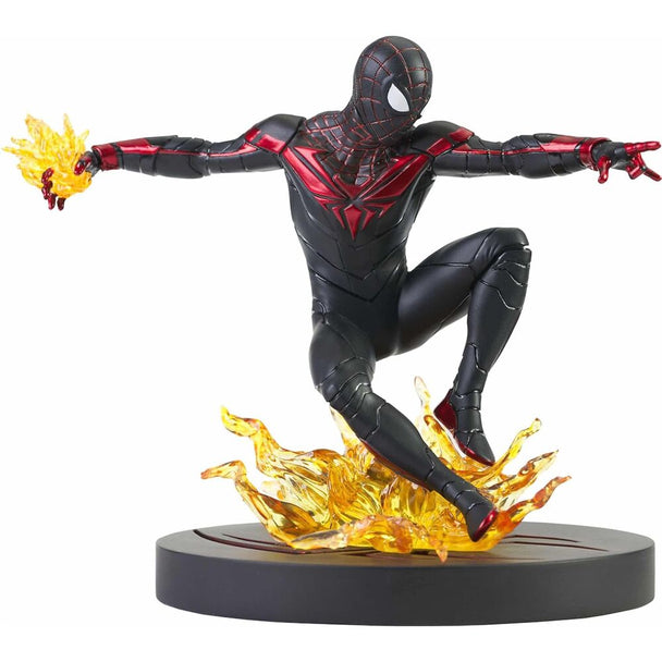 Figurine Marvel Gallery Spider-Man Miles Morales PS5 de 18cm en PVC vue de face avec détails précis